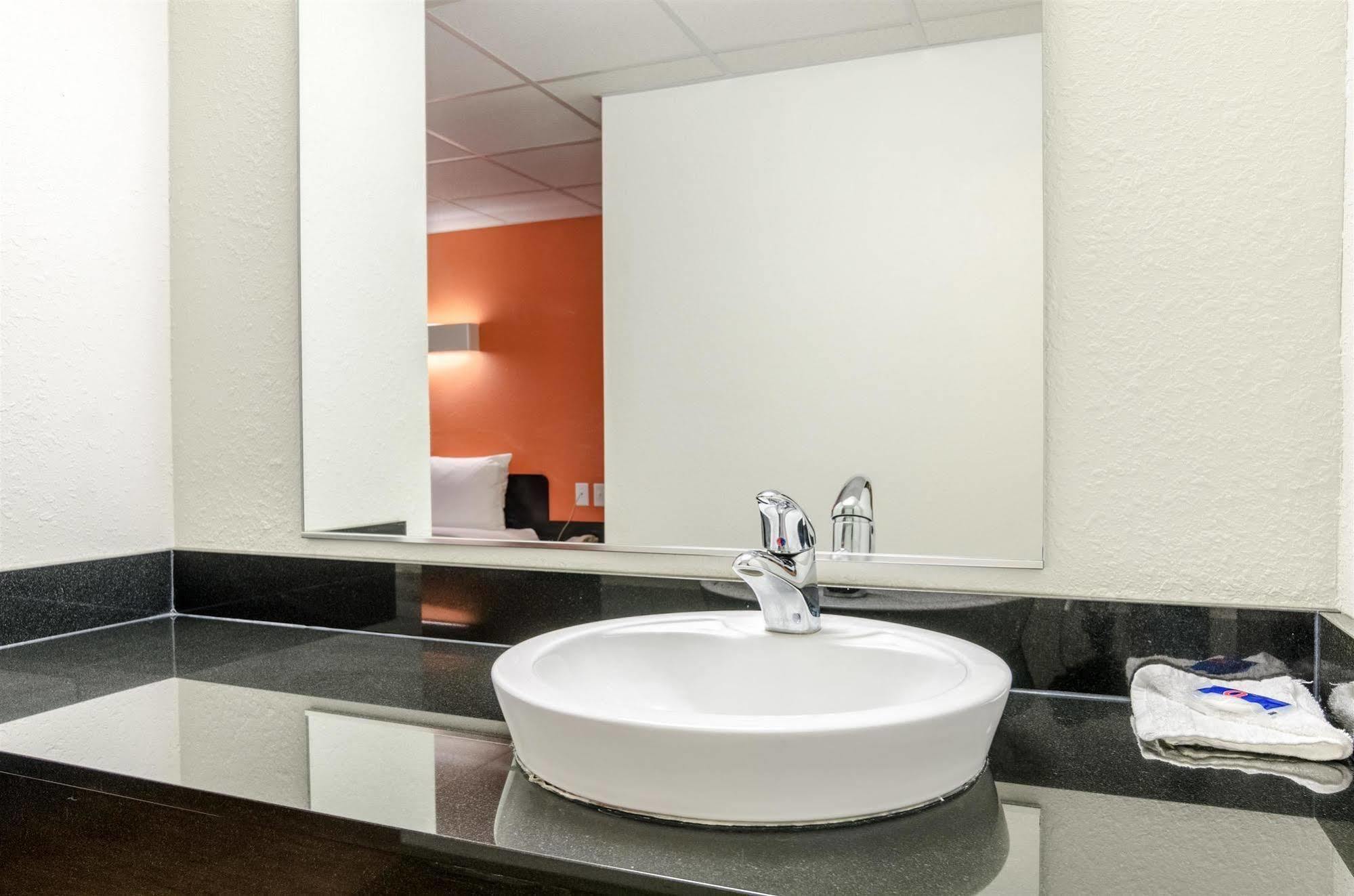 Motel 6-York, Ne Luaran gambar