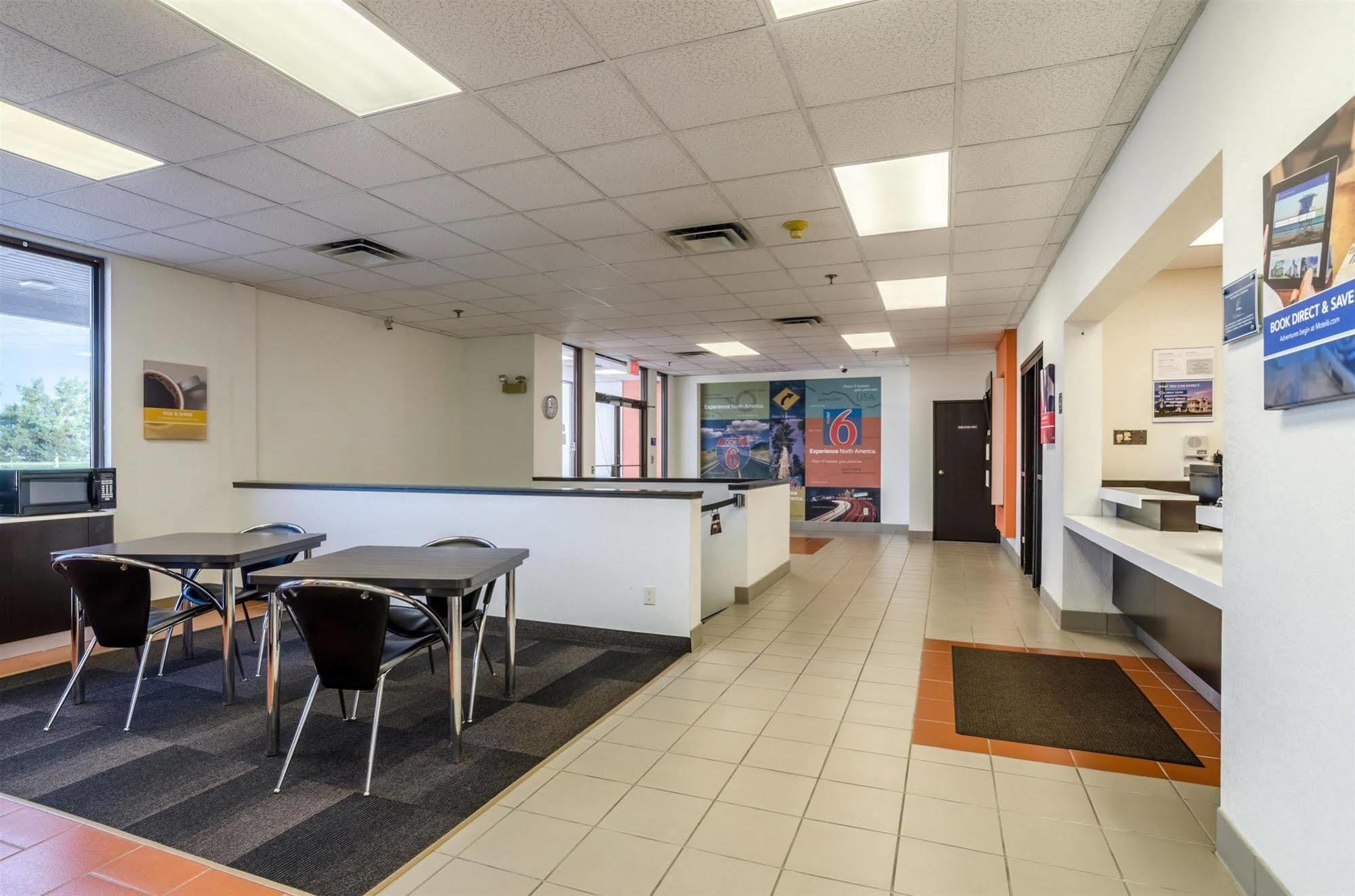 Motel 6-York, Ne Luaran gambar